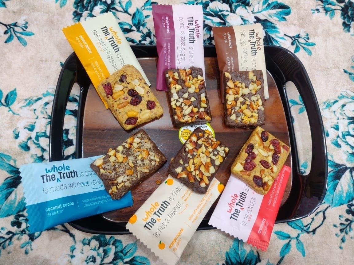 Review The Whole Truth Protein Bars